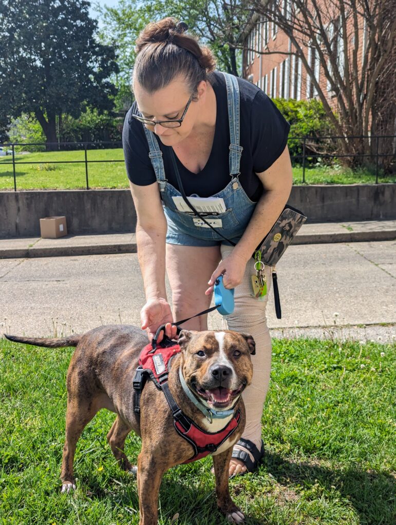 Crystal and Jody 20240416 crystal pet family dog girlfriend (1)